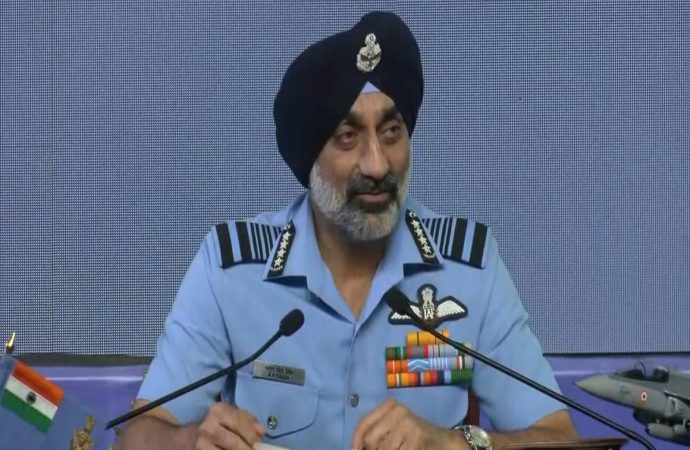 Air Chief Extends Wishes for Defense Partnership